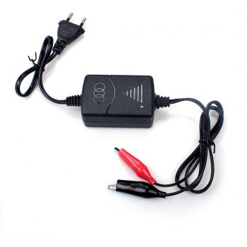 1PCS Nueva motocicleta ATV 12V inteligente y compacto cargador de batería Tender con adaptador de enchufe