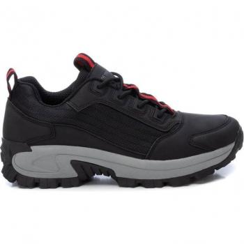 Zapatilla Deportiva de Hombre Xti 141712 Negra con Cierre de Cordones