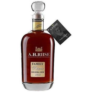 A.H. Riise Family Reserve Solera 1838 Rum 42% Vol. 0,7L in Gift Box