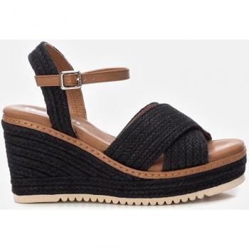 Sandalia de mujer Refresh 171543 negro con cuña de 8cm y cierre de hebilla