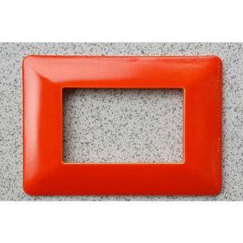 Placas de ABS Naranjas para Serie Matix Bticino, Compatibles con 3, 4 y 6 Módulos - 6 Orificios
