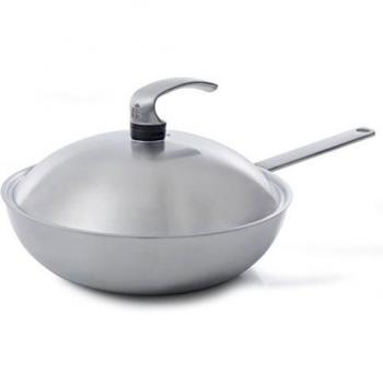 BK Cookware BV b4495.940 chinos Mango Wok Triply con tapa, aluminio, plata, 49,5 x 30,5 x 7,8 cm