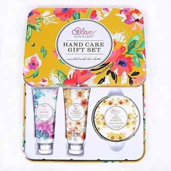 BODY & EARTH # LOVE Crema de Manos con Manteca de Karité, Set de Regalo para Manos Tamaño Conveniente Loción de Manos para Mujeres Regalo para Navidad
