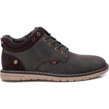 Botas-botines marca REFRESH para hombre en color marrón, tipo: BOTINES CASUALES