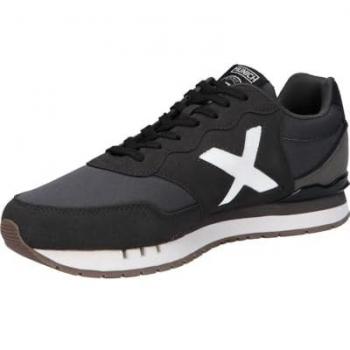 Zapatillas Munich Dash 230 Caballero Negro, características: diseño deportivo, color negro con detalles en gris, suela de goma antideslizante, comodidad y soporte para el pie, modelo unisex adulto disponible en talla 41 EU