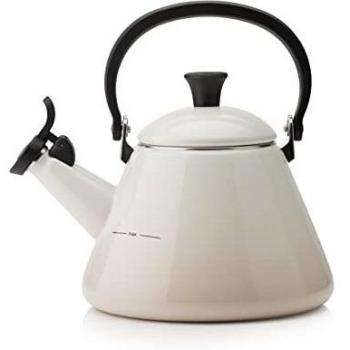 Tetera Kone Le Creuset de Acero Enameled 1,6L Meringue con Silbato