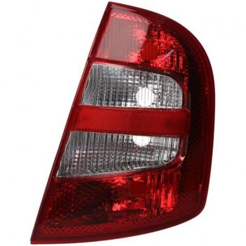 Luz trasera TYC 11-0313-01-2 Derecha, piloto trasero, compatible con vehículos específicos, diseño original de equipo (OE), fácil instalación, alta visibilidad, resistente a impactos y condiciones climáticas adversas