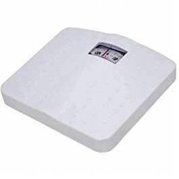 Báscula mecánica Jata Hogar 70 con superficie de gran tamaño. Base de gran resistencia. Números extra grandes. Control manual de ajuste. Fácil limpieza