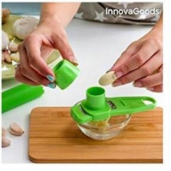 InnovaGoods Pelador y Rallador de Ajos, Acero, Verde, 14x4.5x4.5 cm