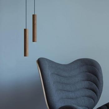 Lámpara Colgante LED Chimes Alta de Roble Oscuro 44 cm