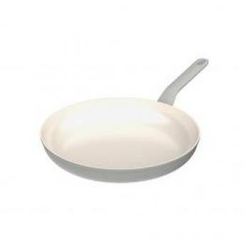 BergHOFF 32cm Non-Stick Aluminum Frying Pan in Moonmist Balance
