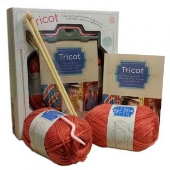 Kit Tricot: Ideas y proyectos para confeccionar tu propia ropa y complementos
