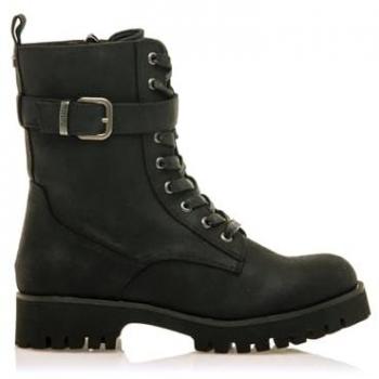 Botines de mujer planos estilo militar Mustang 59469, color negro, con suela dentada, cierre de cremallera, puntera redonda, altura de tacón entre 1 a 3 cm, diseño casual