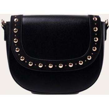 Bolso de hombro con tachuelas doradas color negro y cierre de botón imantado