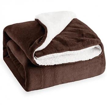 Manta Grande Reversible de Microvisón y Sherpa para Sofá y Cama 150x200 cm, Suave, Cálida, Lavable a Máquina, Resistente a Arrugas - Marrón Chocolate
