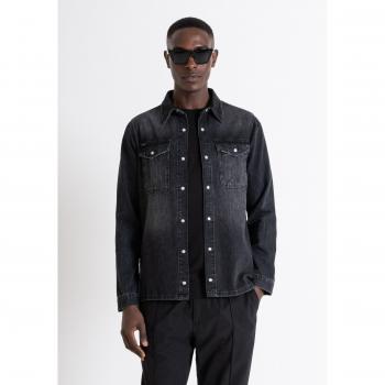 Camisa Regular Fit en Denim Negro Efecto Lavado de Antony Morato