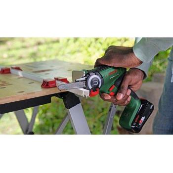 Sierra a batería Bosch UniversalCut 18V-65 con tecnología NanoBlade, incluye batería de 2.5Ah y cargador