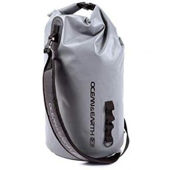 Ocean & Earth Bolsa Estanca Wetsuit Negra con capacidad para almacenar un traje de neopreno, materiales impermeables y resistentes, cierre hermético, diseño compacto y ligero, ideal para actividades acuáticas