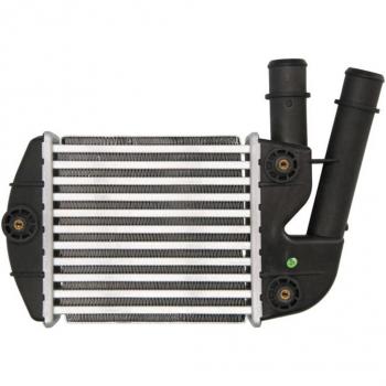 Intercooler NISSENS 96673 - Intercooler de motor, fabricado por Nissens, número de pieza 96673, diseñado para mejorar el rendimiento del motor al enfriar el aire comprimido del turbo, compatible con diversas