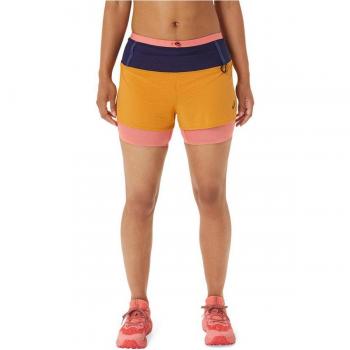 Asics Short de mujer 2 en 1 Fujitrail para running y trailrunning