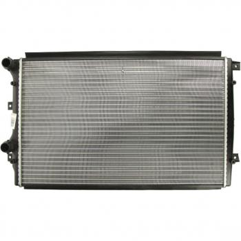 Radiador DENSO DRM32015 - Refrigeración del Motor, alta eficiencia de enfriamiento, diseño duradero, fácil instalación, compatible con múltiples modelos de vehículos