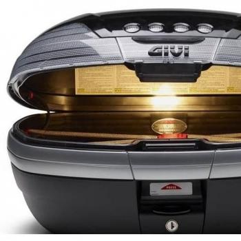 Kit-Givi Luz Cortesía Bauletti 46 V