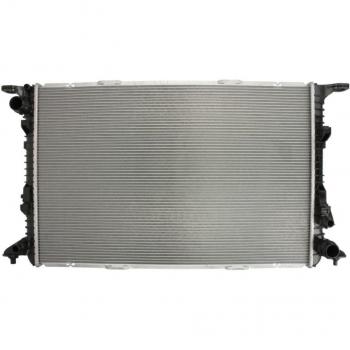 Radiador NISSENS 60327 para refrigeración del motor, fabricado por Nissens
