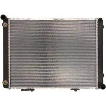 Radiador de refrigeración del motor NISSENS 62766A, compatible con múltiples vehículos, fabricado en aluminio y plástico para una mejor eficiencia térmica, diseño optimizado para un flujo de aire adecuado, fácil instalación y alta durabilidad