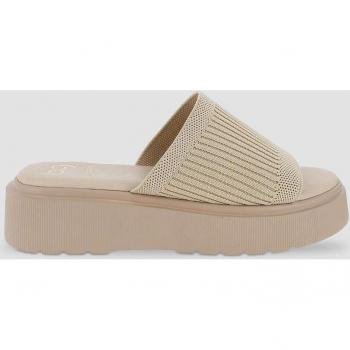 Sandalias de mujer con banda ancha y plataforma