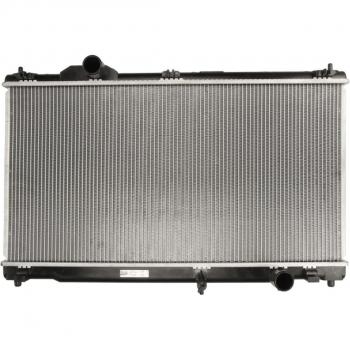 Radiador de refrigeración del motor NISSENS 64672, tipo: radiador, características: compatible con vehículos específicos, fabricado por Nissens, diseñado para optimizar la temperatura del motor y prevenir el sobrecalentamiento