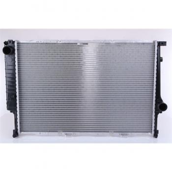Radiador de refrigeración del motor NISSENS 60622A, tipo: radiador, características: compatible con diversos modelos de vehículos, fabricado por Nissens, número de pieza 60622A