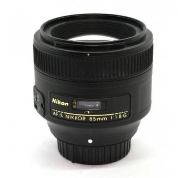 Nikon AF-S 85mm f/1.8G Lens