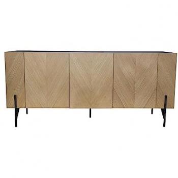 Aparador Vintage de Madera Clara con 3 Armarios, Diseño Chevron, Acabado Sequoia, Patas de Metal Negro, Ideal para Salón o Comedor