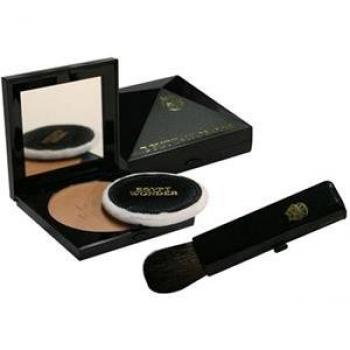 Egypt Wonder Compact Set de Tana: Polvos compactos con estuche y brocha