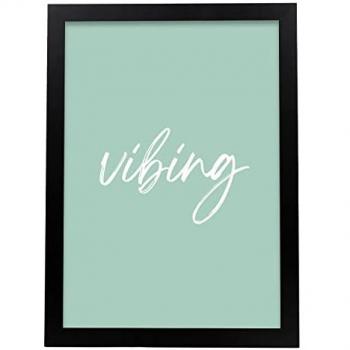 Lámina Artística Decorativa A3 con Ilustración de Vibing y Mensaje Inspiracional para Decorar el Hogar, Salón, Habitaciones y Estudios