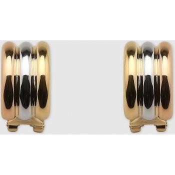 Pendientes de cierre omega de oro tricolor y diamantes