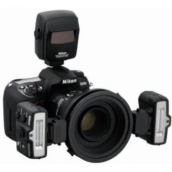 Nikon R1C1 Wireless Close-up Speedlight System