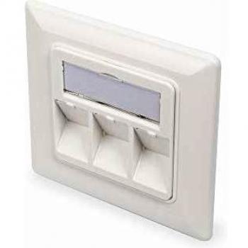 Toma de corriente RJ-45 Digitus DN-93821, color blanco, con características de conexión para redes, diseño compacto y fácil instalación