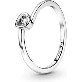 Anillo de Plata Corazón Solitario Transparente Inclinado