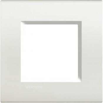 Bticino - lna4802bi placa 2 mod blanco livinglight Ref. 6572550011
