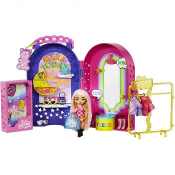 Barbie Extra Minis Boutique Set de juego portátil con muñeca pequeña y accesorios de moda glamurosos