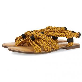 Sandalias Planas Trenzadas Mostaza-Marrón para Mujer Gioseppo Cómodas y Sostenibles