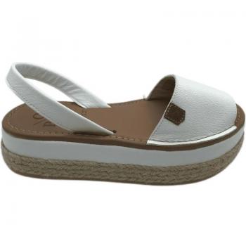 Menorquina Mujer Popa 001 Rosario Sauvage Blanco