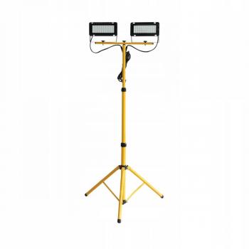 Reflektor LED Volteno con soporte, 2x40W