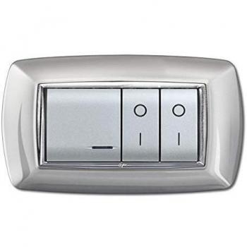 Placa Life Living de Plástico y Aluminio Transparente 4 Puertos