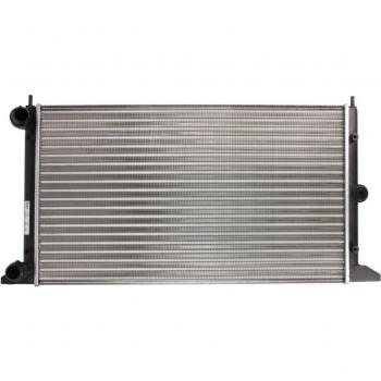 Radiador de refrigeración del motor NISSENS 67304 con características de alta eficiencia, diseño optimizado para un enfriamiento efectivo, fabricado con materiales de calidad para garantizar durabilidad y resistencia a la corrosión