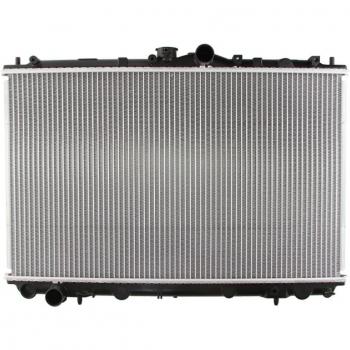 Radiador NISSENS 62857A para refrigeración del motor, compatible con múltiples modelos de vehículos, fabricado en aluminio y plástico, diseño eficiente para optimizar la temperatura del motor, fácil instalación y alta durabilidad