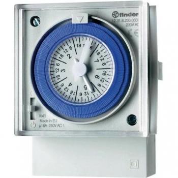 Finder Series 12 - Front-Mount Weekly Timer 230V AC, 1 Switch Contact, 16A