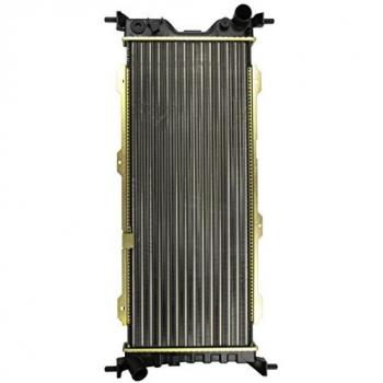 Radiador NISSENS 63286A para refrigeración del motor, compatible con diversos modelos de vehículos, fabricado en materiales de alta calidad, con diseño optimizado para una eficiente disipación del calor y un rendimiento confiable