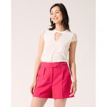 Camiseta de mujer Naf Naf con puntillas y abertura en escote, sin mangas, detalle de apertura en V